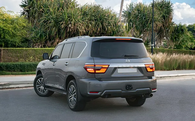 Nissan Patrol - image 2