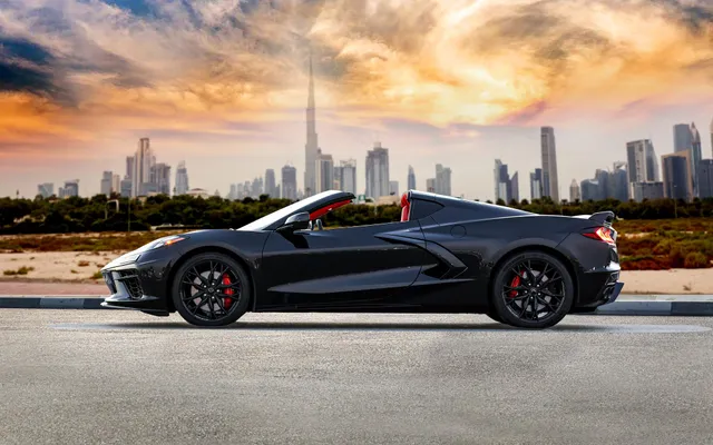 Chevrolet Corvette Convertible Black - image 2