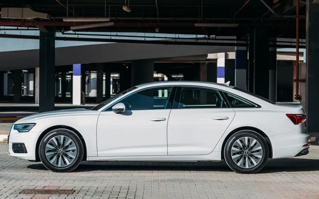 Audi A6 - image 3