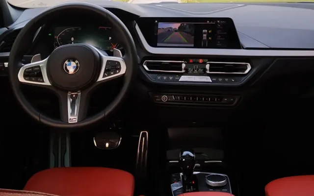 BMW 120 - image 3