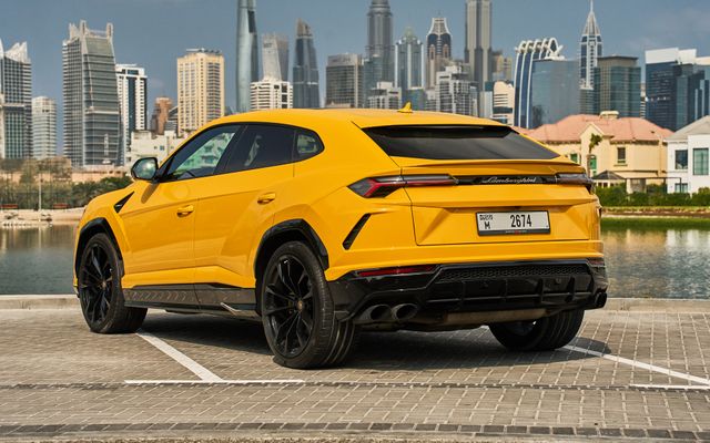 Lamborghini Urus MY20 - image 3