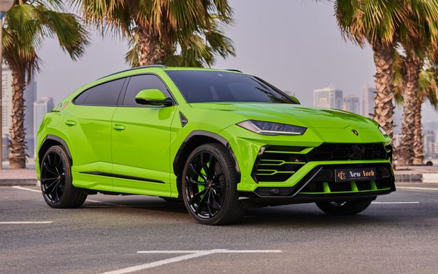 LAMBORGHINI URUS - image 4