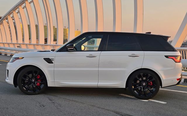Range Rover Sport - image 2