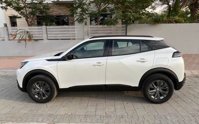 Peugeot 2008 - image 2
