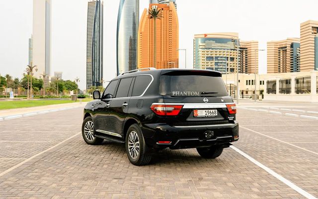 NISSAN PATROL PLATINUM V8 - image 4