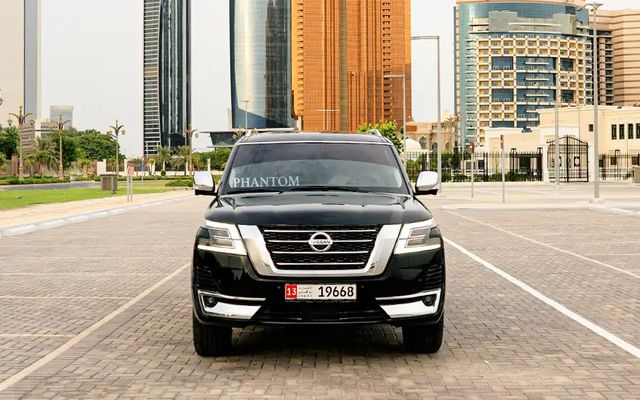 NISSAN PATROL PLATINUM V8 - image 3