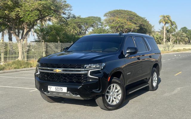 Chevrolet Tahoe - image 1