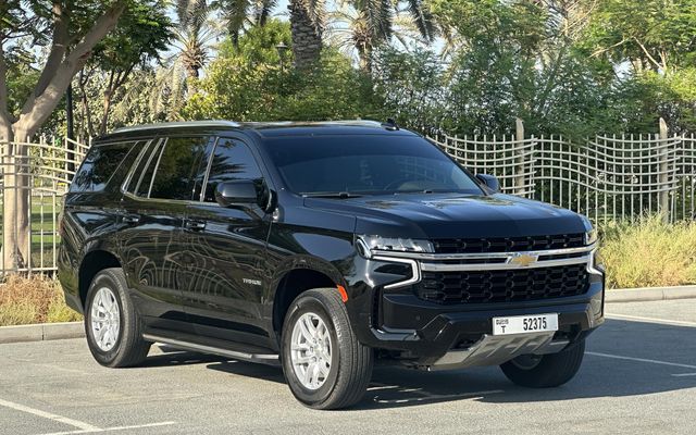 Chevrolet Tahoe - image 4