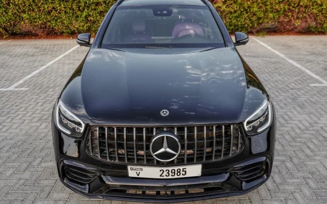 Mercedes GLC300 - image 4