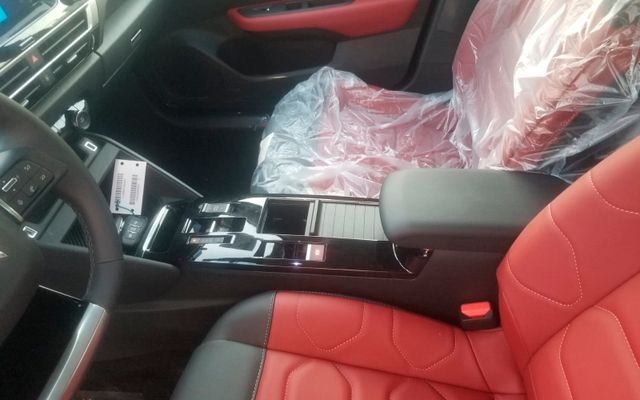 Citroen C4X - image 4