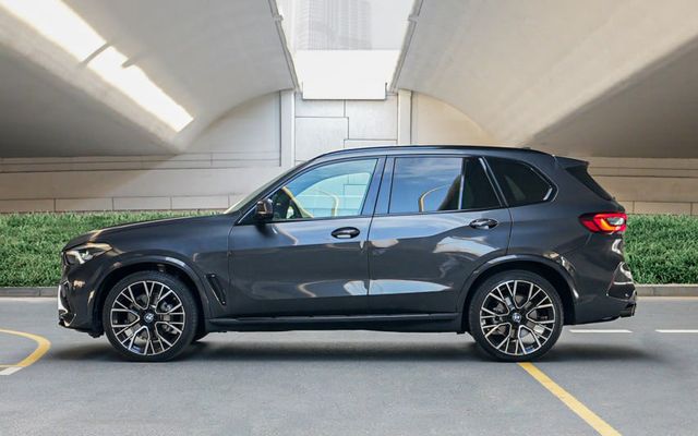 BMW X5 - image 3