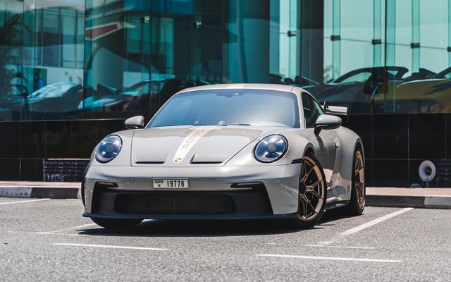 Porsche 911 GT3 - image 1