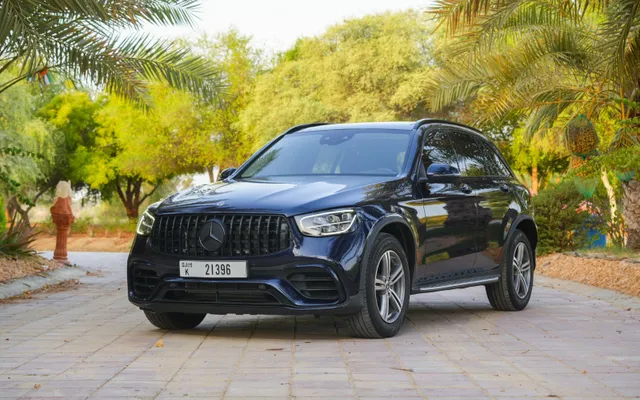 Mercedes GLC 300 - image 1
