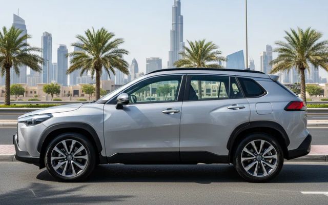 Toyota Corolla Cross - image 2