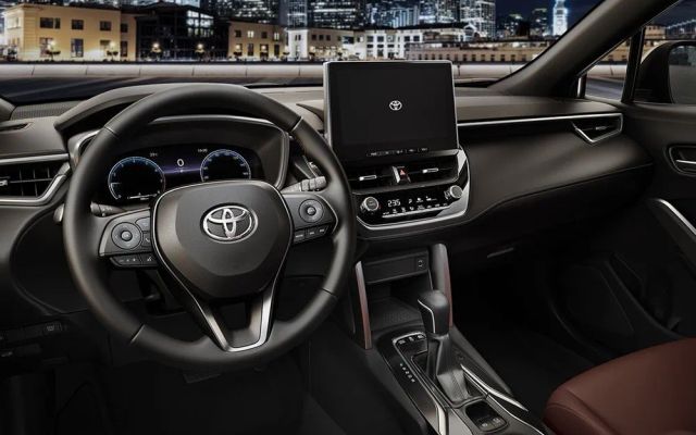 Toyota Corolla Cross - image 4