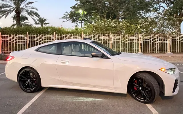 BMW 440 - image 2