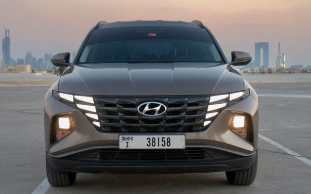 HYUNDAI TUCSON - image 2