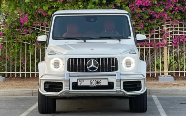 MERCEDES G63 - image 1