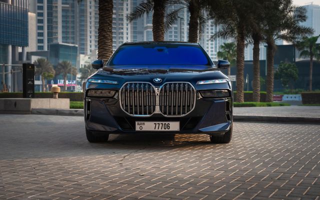 BMW 735 - image 3