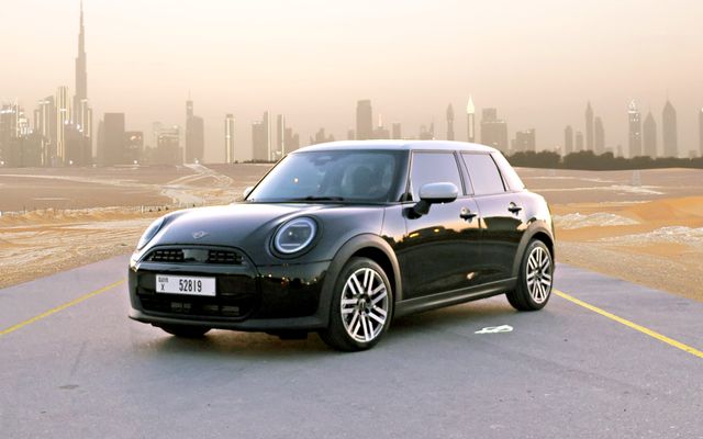 Mini Cooper - image 1