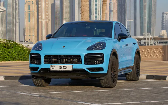 Porsche Cayenne S - image 1