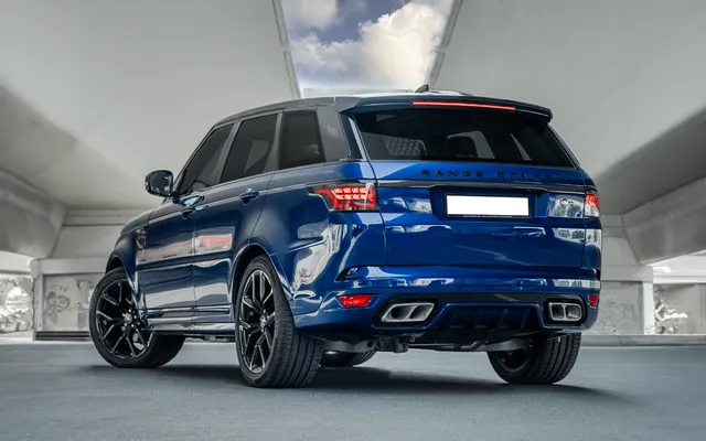 RANGE ROVER SVR - image 4