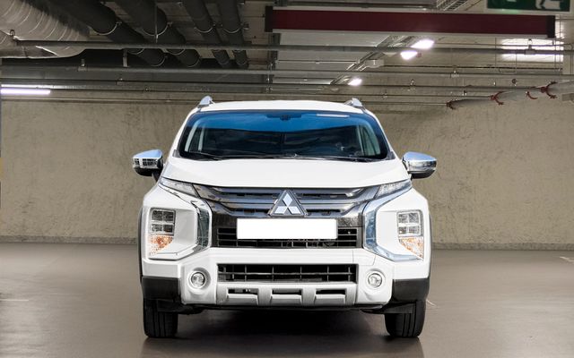 Mitsubishi Xpander Cross 1.5L Premium 7 STR - image 3