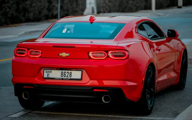 Chevrolet Camaro - image 3