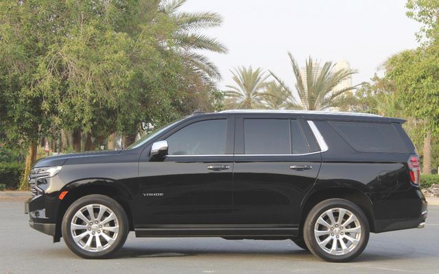 CHEVROLET TAHOE PREMIER - image 2