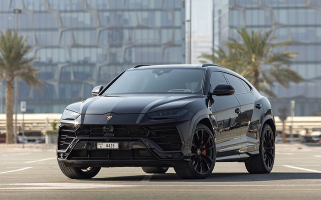 Lamborghini Urus - image 3