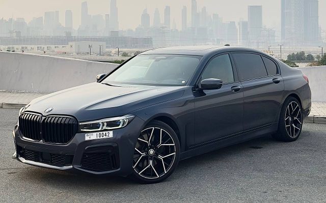 BMW 750 LI 2020 - image 1