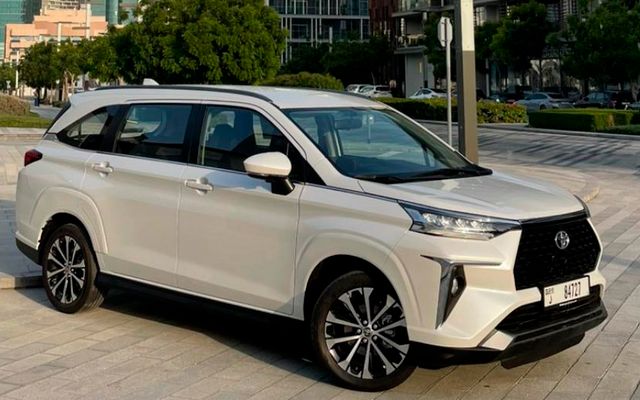 TOYOTA VELOZ - image 2