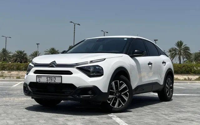 Citroen C4 - image 1