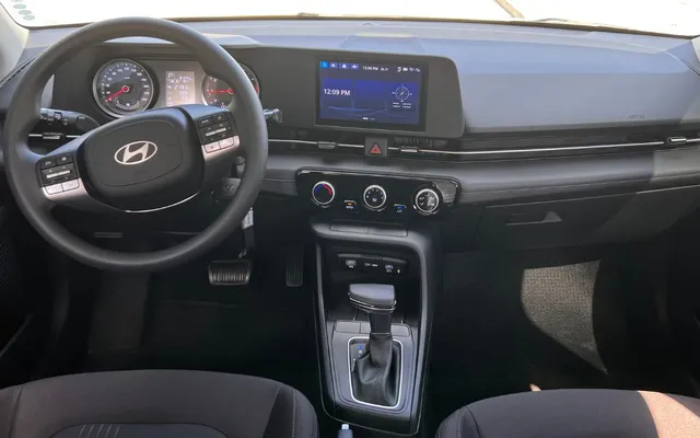 HYUNDAI ACCENT - image 4