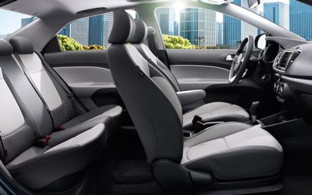 Kia Pegas - image 4