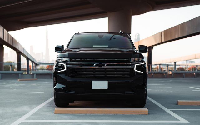 CHEVROLET TAHOE - image 2