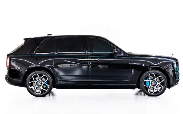 Rolls Royce  BB Cullinan - image 4