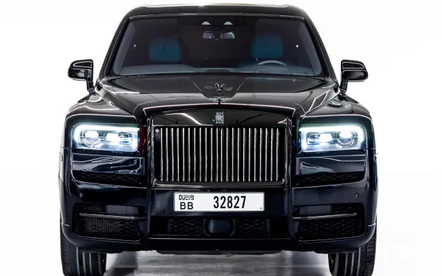 Rolls Royce  BB Cullinan - image 3