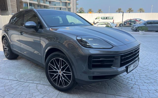 PORSCHE CAYENNE 2025 - image 3