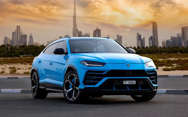 Lamborghini Urus Blue - image 3