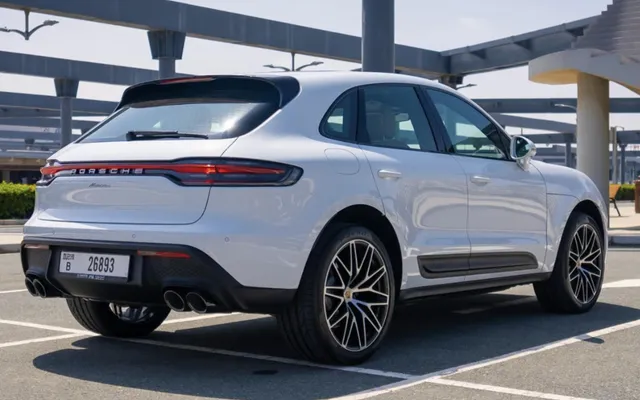 Porsche Macan - image 4
