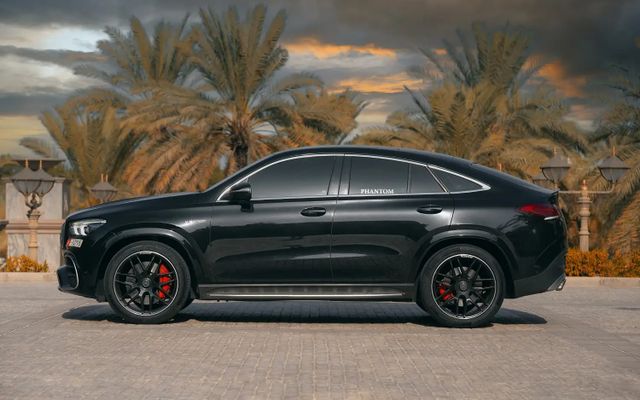 MERCEDES GLE63s - image 2
