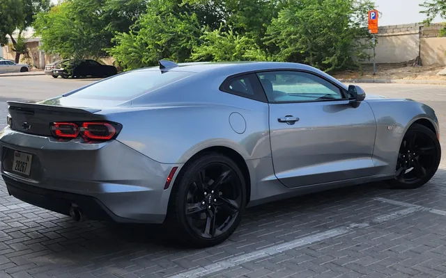 Chevrolet Camaro - image 4