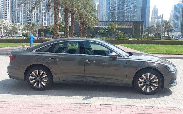 AUDI A6 - image 2