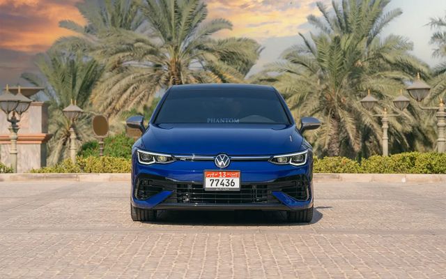 VOLKSWAGEN GOLF R - image 3