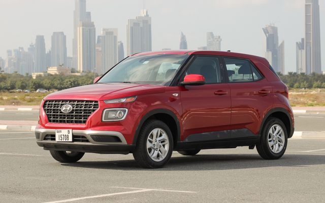 Hyundai Venue - image 1