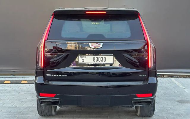 CADILLAC ESCALADE - image 3