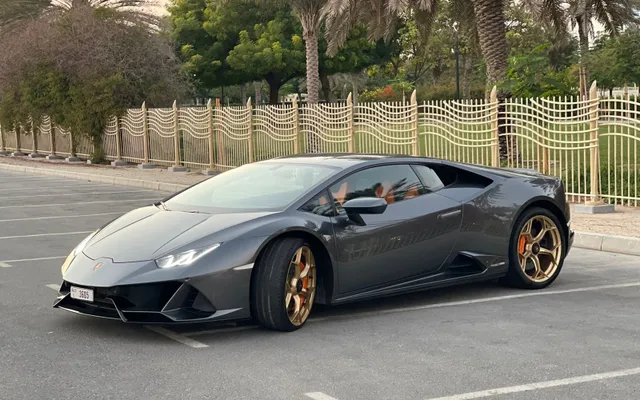 Lamborghini Huracan Evo - image 1