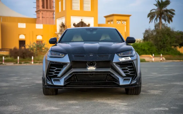 Lamborghini Urus Mansory - image 3