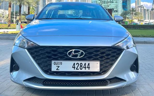 HYUNDAI ACCENT - image 3